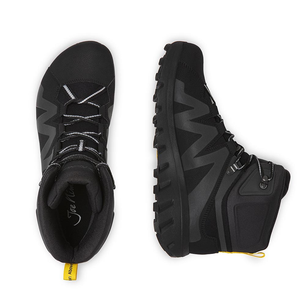 Der Joe Nimble Mountain Addict Wanderschuh - das Schuhpaar in schwarz von oben und der Seite