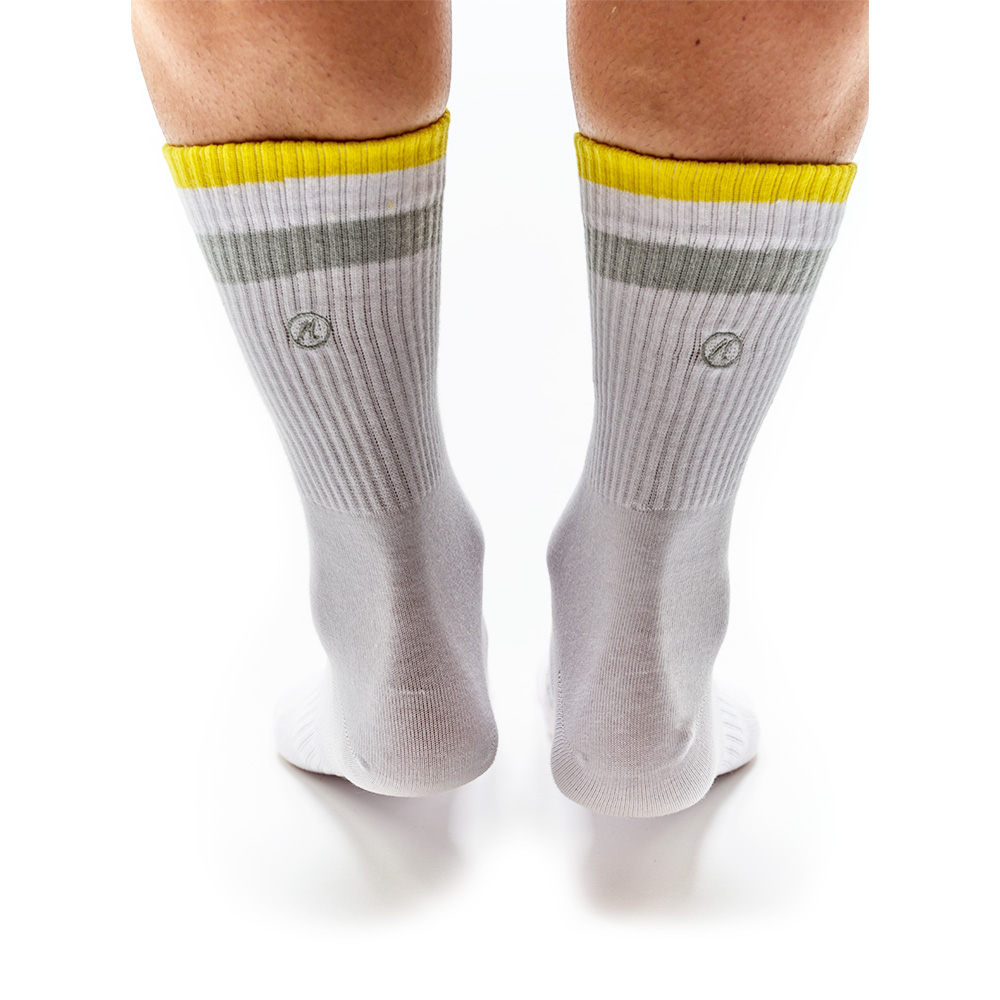 die Big Toe Socke - Crew angezogen von hinten